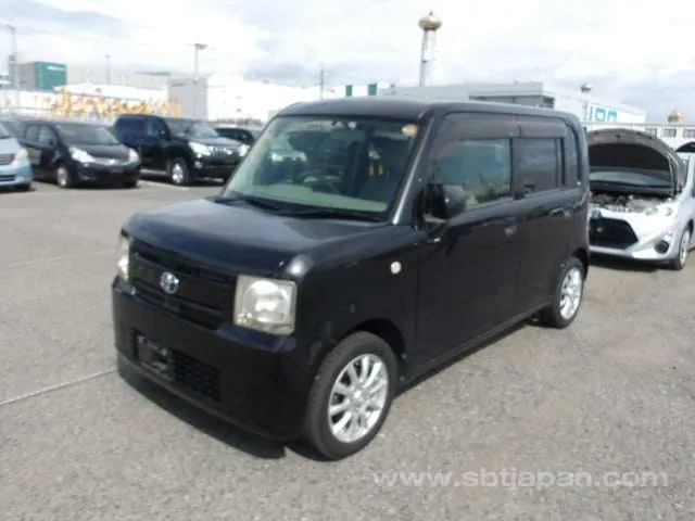 Toyota Pixis Space 2014 photo 2