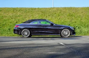 Mercedes-Benz C 200 2017 photo 3