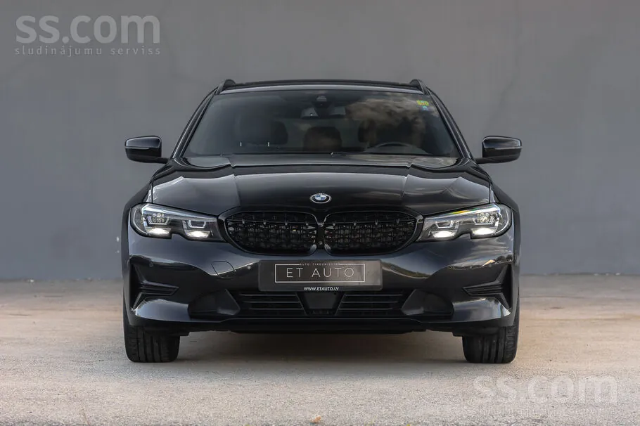 BMW 320 2021 photo 2