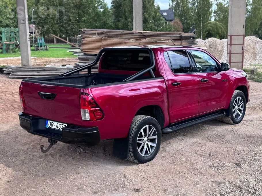 Toyota Hilux 2020 photo 3