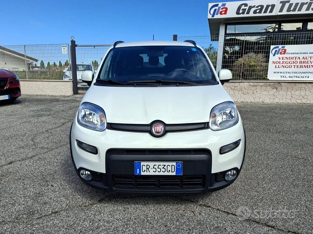 Fiat Panda 2023 photo 2