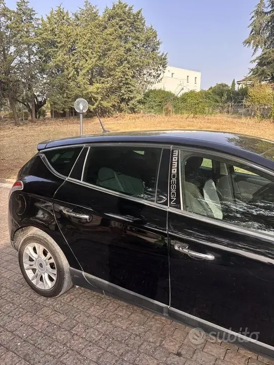 Lancia Delta 2013 photo 2
