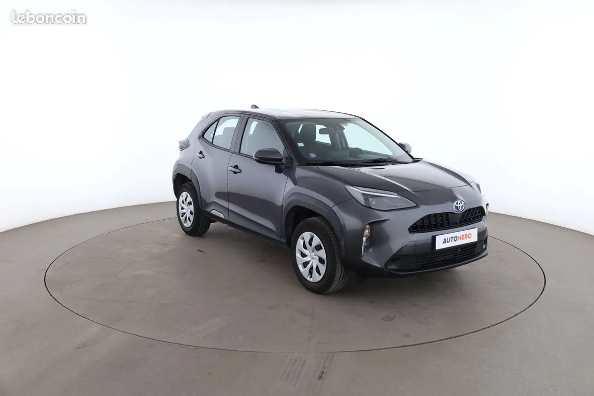 Toyota Yaris Cross 2023 photo 4