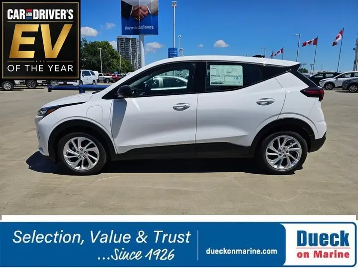 Chevrolet Bolt 2027 photo 5