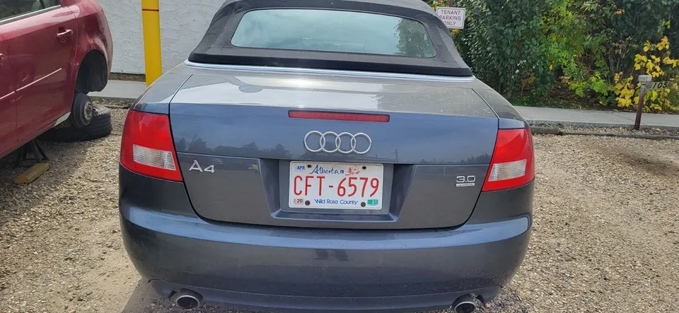 Audi A4 2004 photo 2