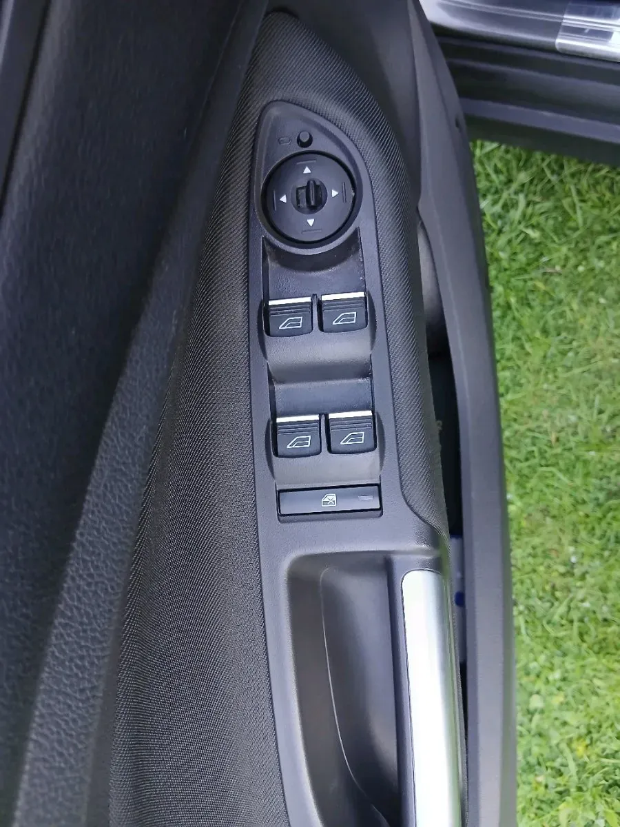 Ford C-Max 2016 photo 3