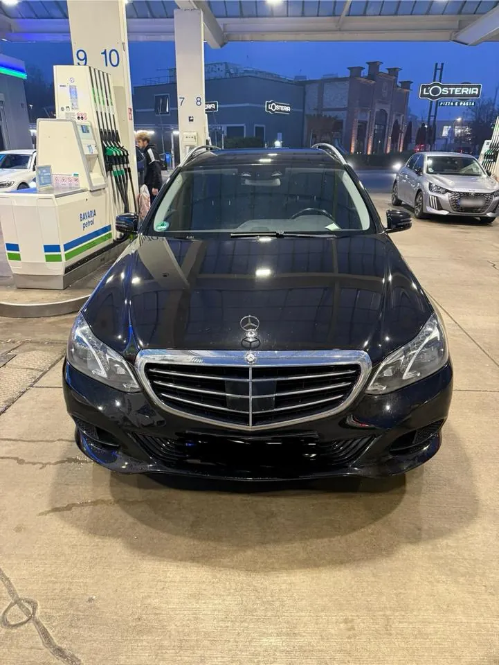 Mercedes-Benz E 220 Cdi