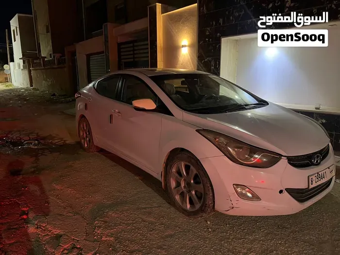 Hyundai Elantra 2012 photo 3