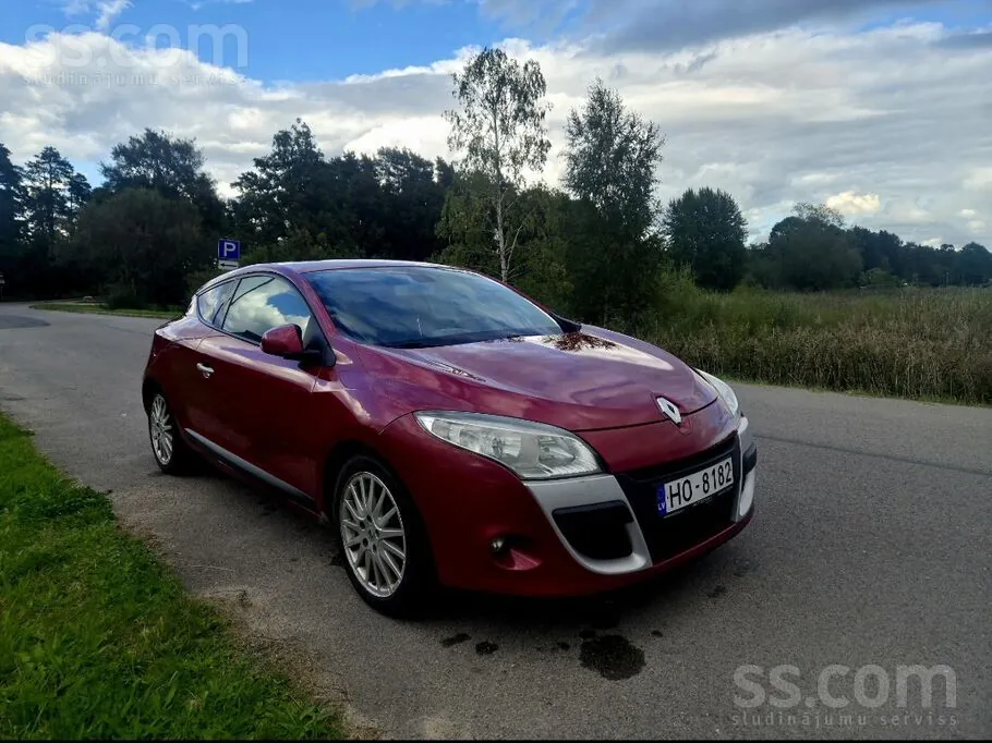 Renault Megane 2010 photo 3