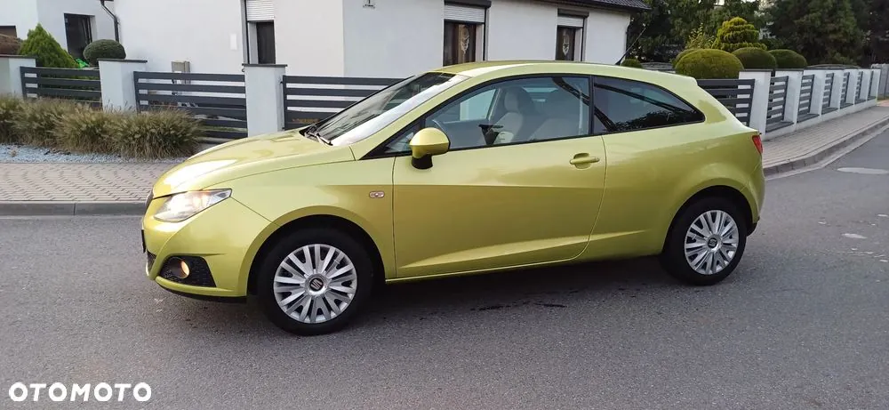 Seat Ibiza 2010 photo 2