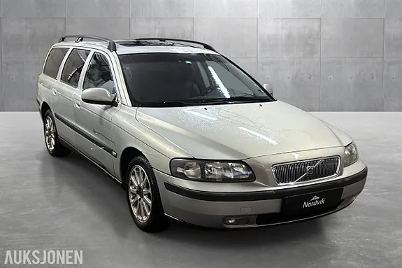 Volvo V70 2001 photo 2