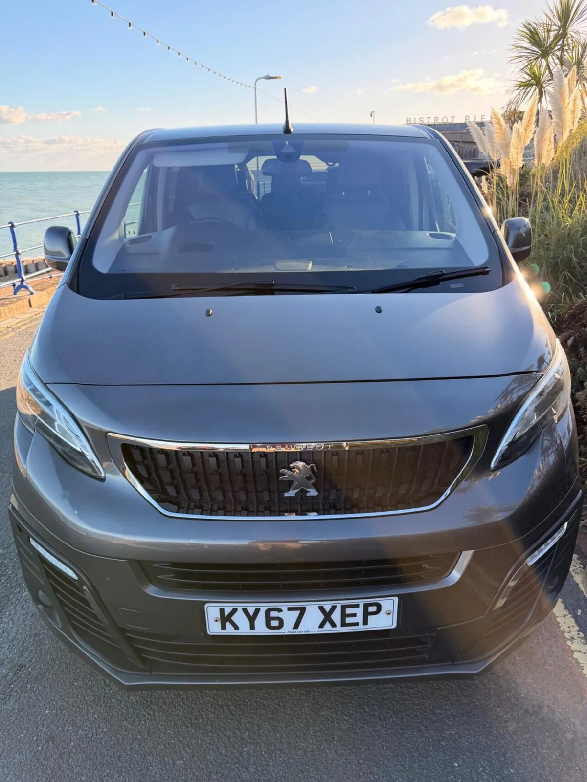 Peugeot Traveller 2017 photo 2