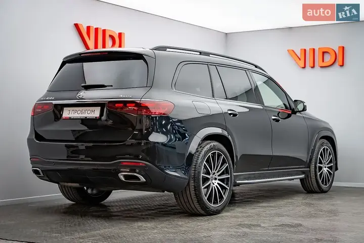 Mercedes-Benz Gls-Class 2025 photo 2