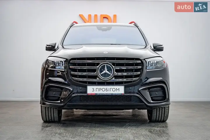 Mercedes-Benz Gls-Class 2025 photo 5