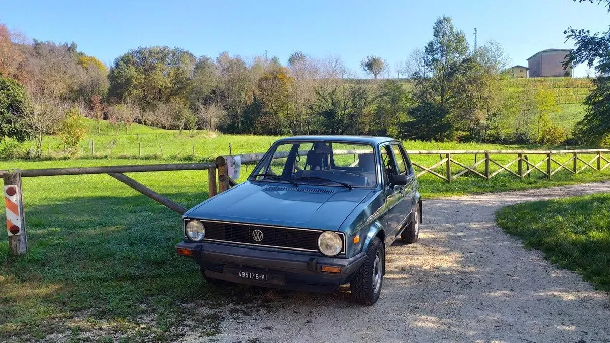 Volkswagen Golf 1981 photo 3