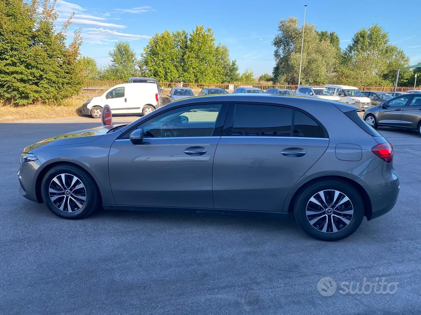 Mercedes-Benz A 180D 2023 photo 2