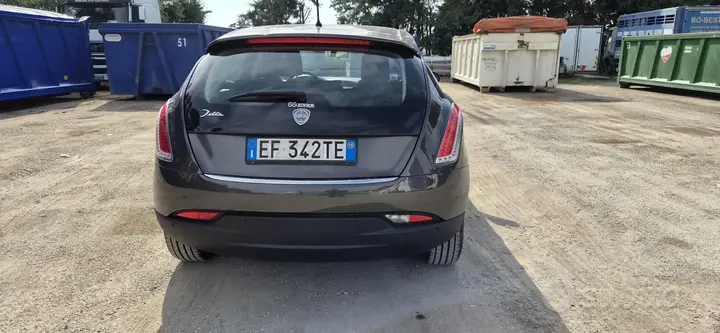 Lancia Delta 2010 photo 3