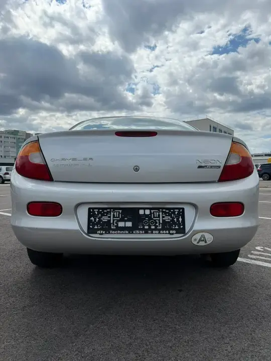 Chrysler Neon 2000 photo 2