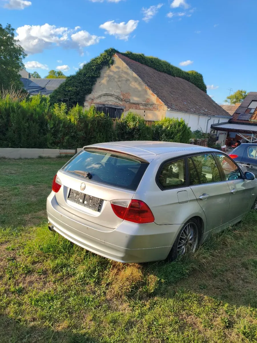 BMW 3 Series 2006 photo 3