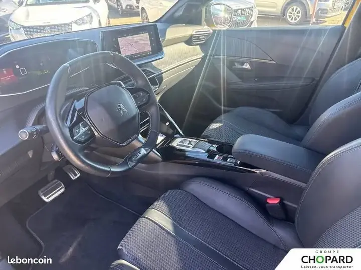 Peugeot 208 2023 photo 2