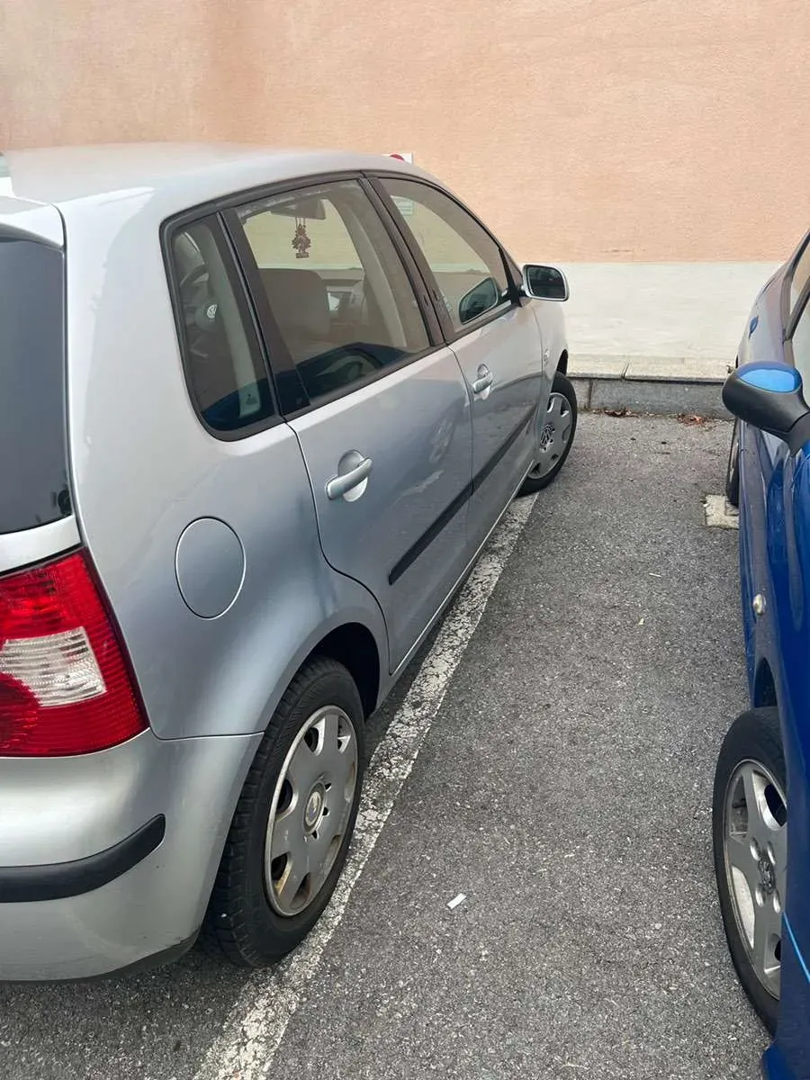 Volkswagen Polo 2002 photo 3