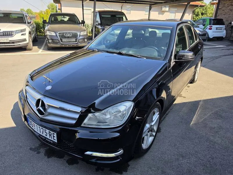 Mercedes-Benz C200 2012 photo 2