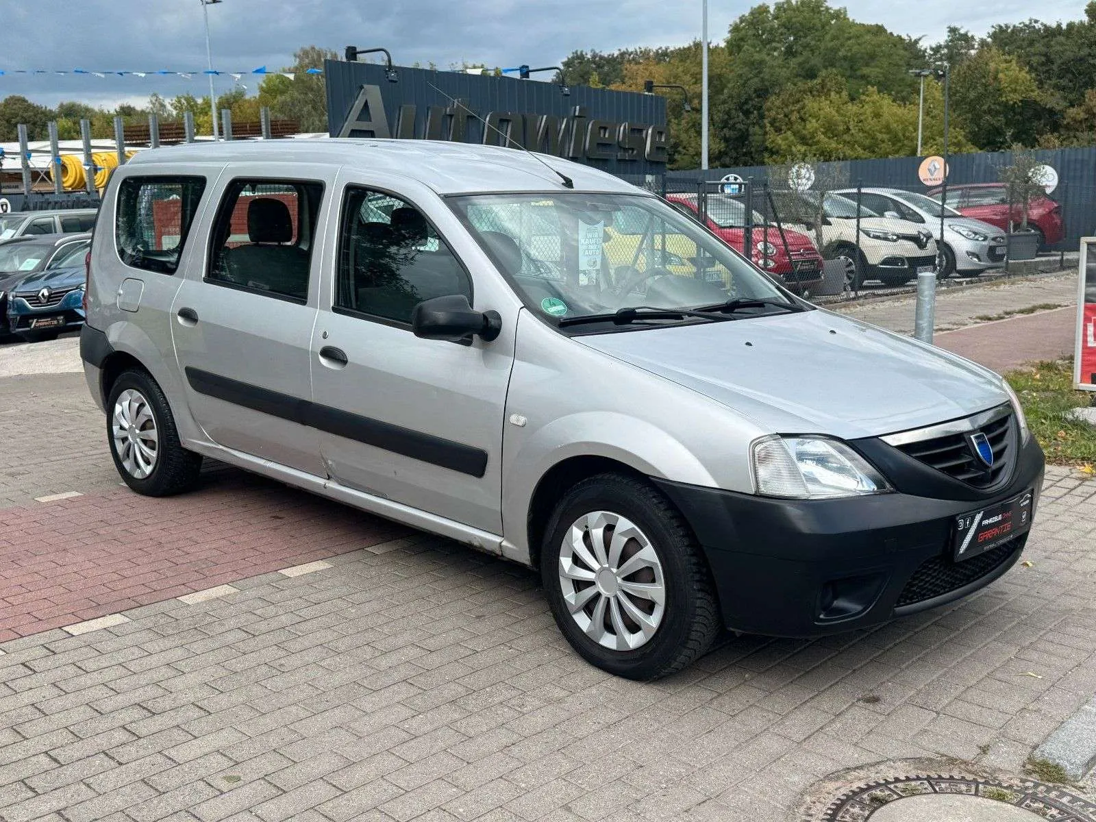 Dacia Logan 2007 photo 3