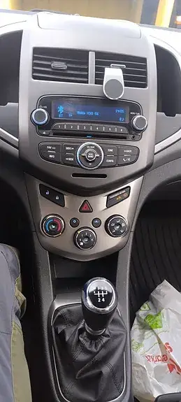 Chevrolet Aveo 2012 photo 5