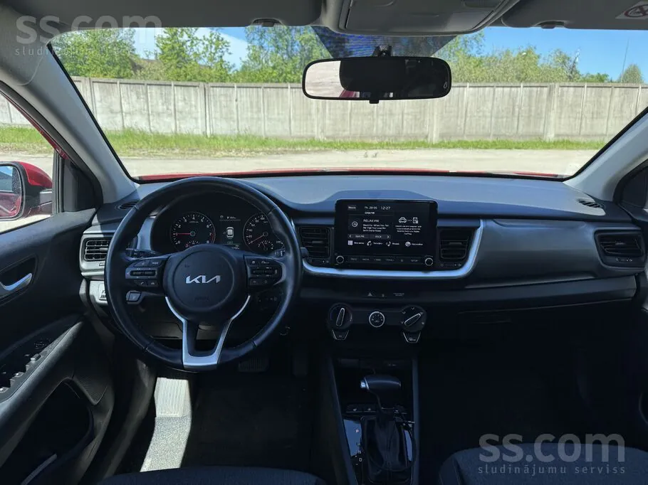Kia Stonic 2023 photo 4