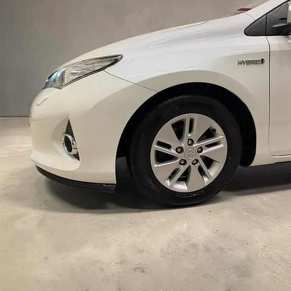 Toyota Auris 2013 photo 5