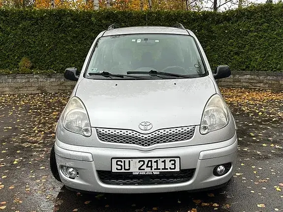 Toyota Yaris Verso