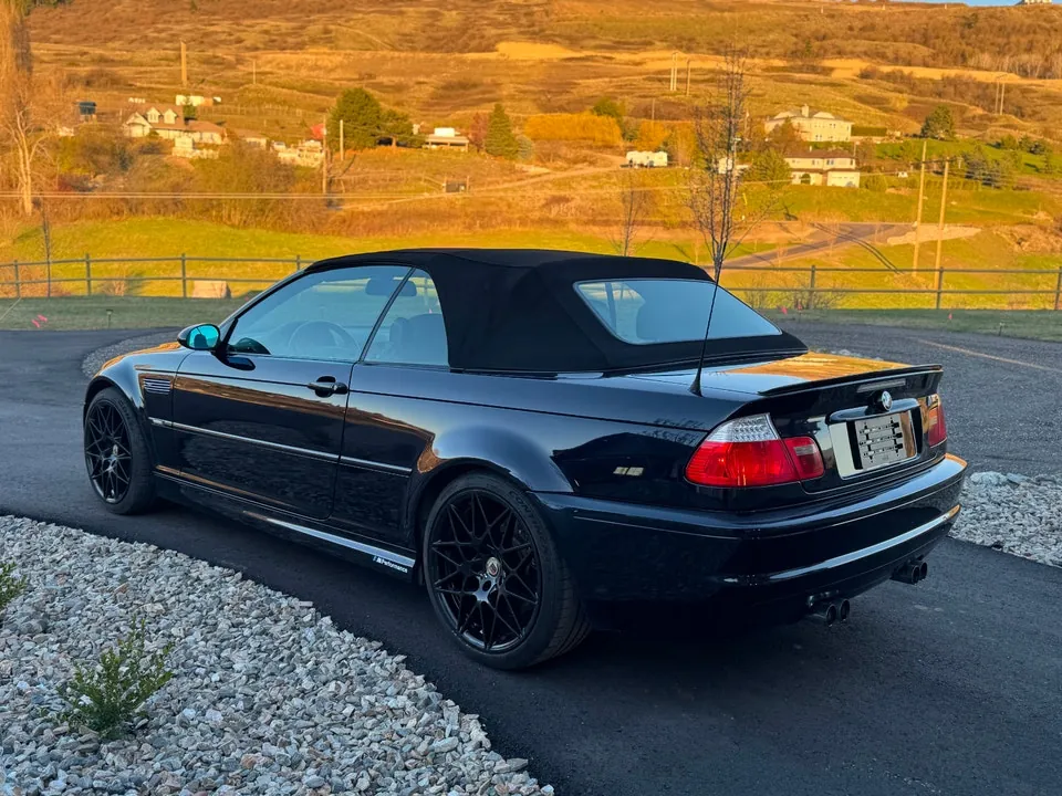 BMW M3 2004 photo 3