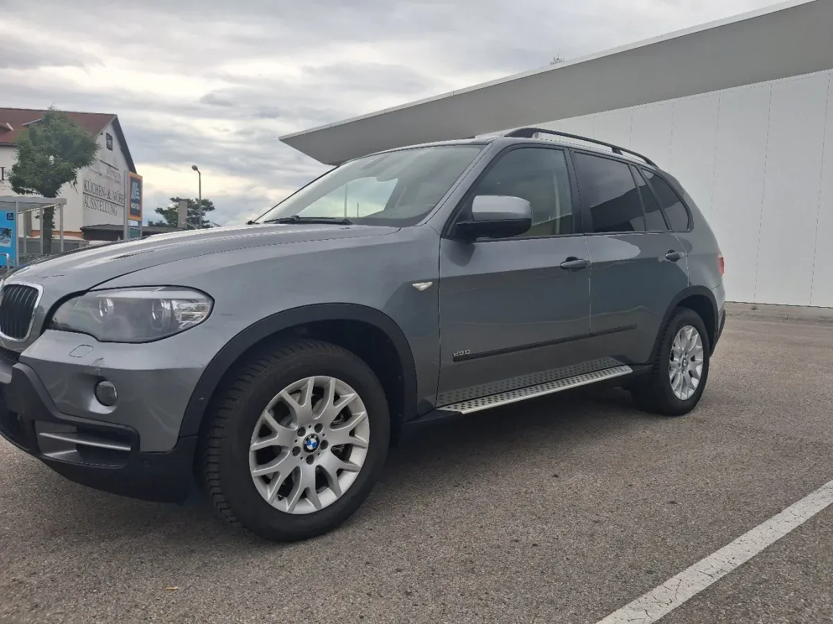 BMW X5 2008 photo 2