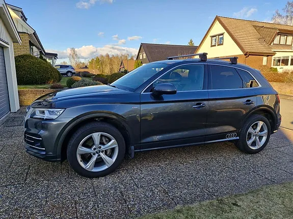 Audi Q5 2018 photo 2