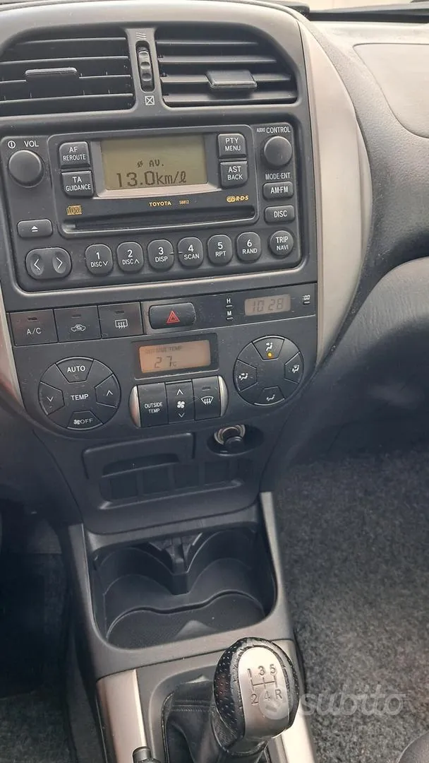 Toyota Rav4 2005 photo 5