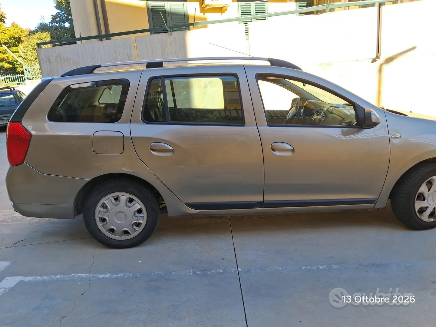 Dacia Logan 2014 photo 3