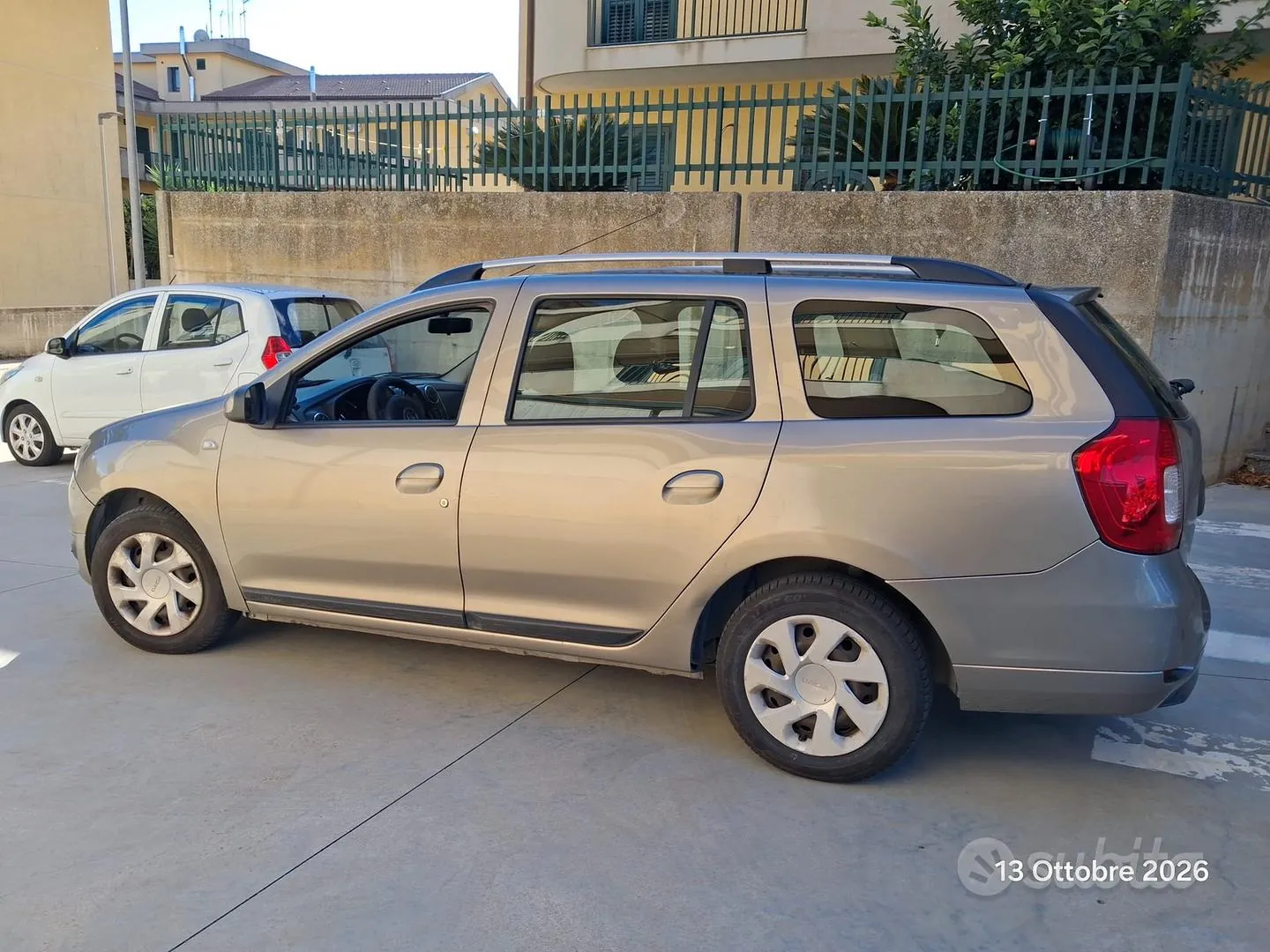 Dacia Logan 2014 photo 2