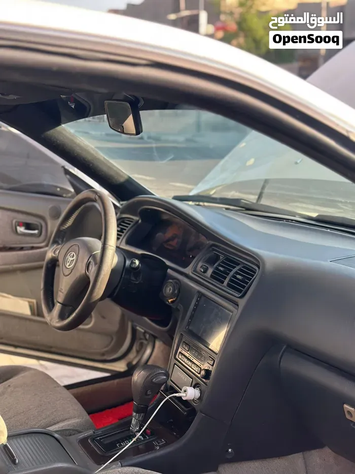 Toyota Mark Ii 2000 photo 2