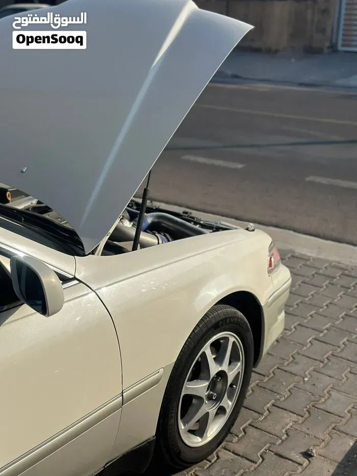 Toyota Mark Ii 2000 photo 3