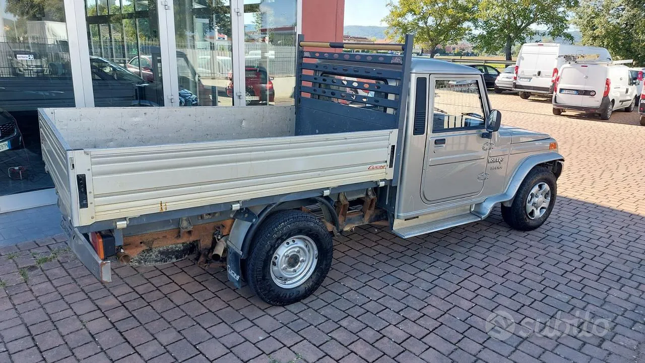 Mahindra Bolero 2011 photo 4