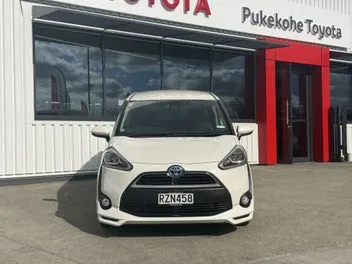 Toyota Sienta 2017 photo 3