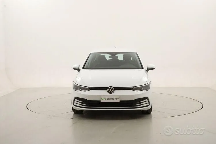 Volkswagen Golf 2022 photo 2