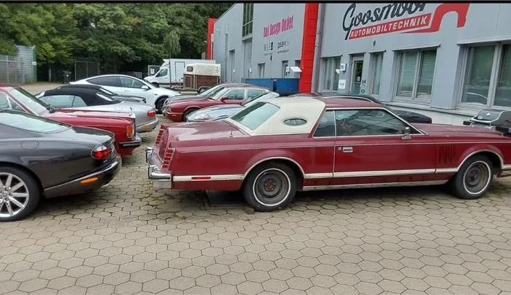 Lincoln Continental