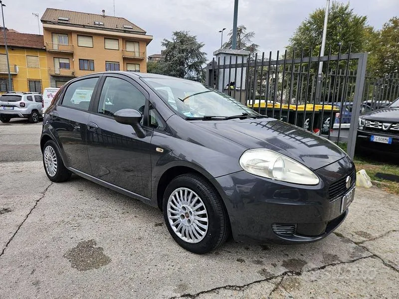 Fiat Grande Punto 2007 photo 3