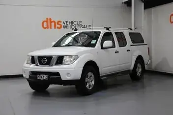 Nissan Navara 2013 photo 4