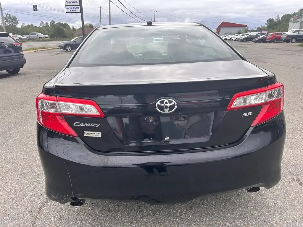Toyota Camry 2014 photo 4
