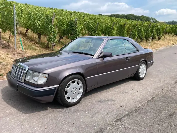 Mercedes-Benz 230 Ce