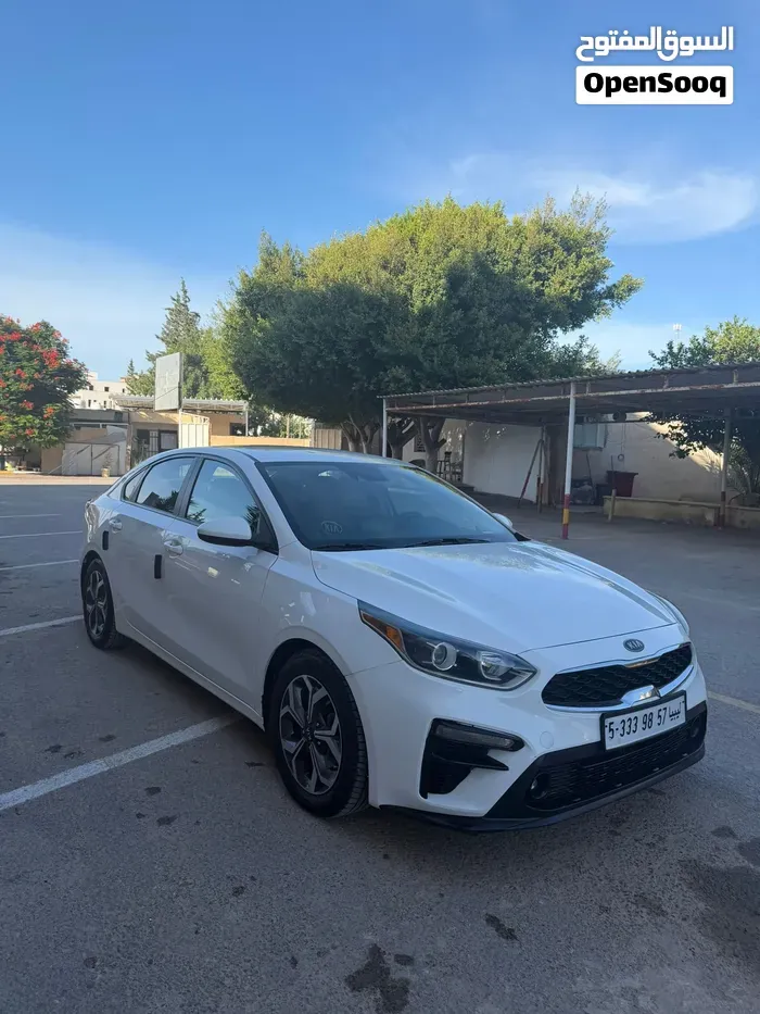 Kia Forte 2018 photo 5