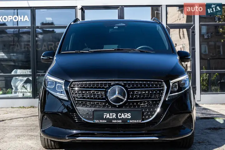 Mercedes-Benz V-Class 2024 photo 2