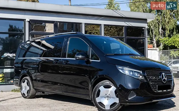 Mercedes-Benz V-Class 2024 photo 3